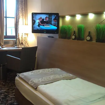 Gasthof Spundloch- Hotel&weinrestaurant 3*