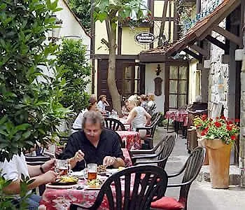 Spundloch- Hotel&weinrestaurant 3*
