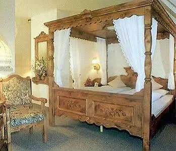 Spundloch- Hotel&weinrestaurant 3* Veitshöchheim