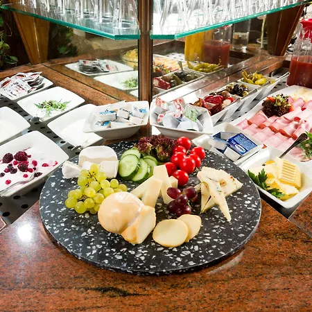 Πανσιόν Spundloch- & Weinrestaurant