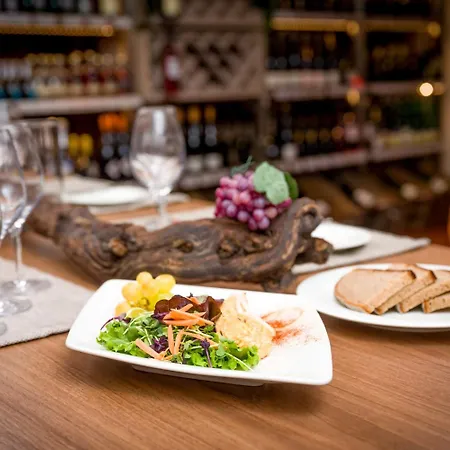 Spundloch- & Weinrestaurant 3*