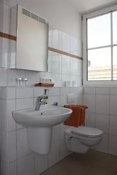Spundloch- Hotel&weinrestaurant 3*